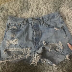 Levi Jean Shorts